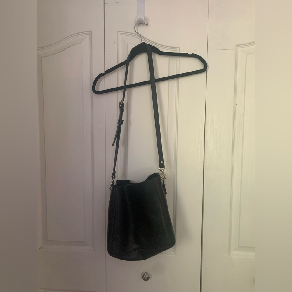 Leather Crossbody Bucket Bag